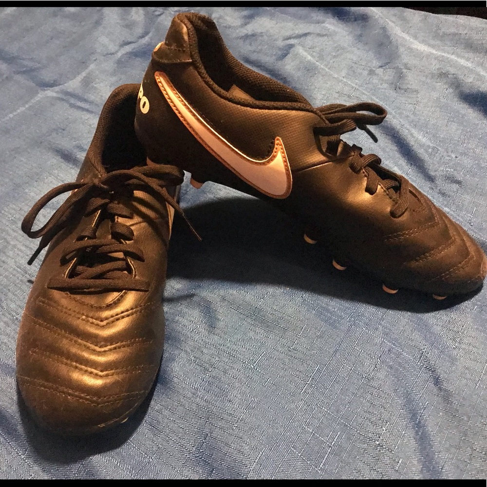 Nike JR Tiempo Rio III FG Baseball Cleats